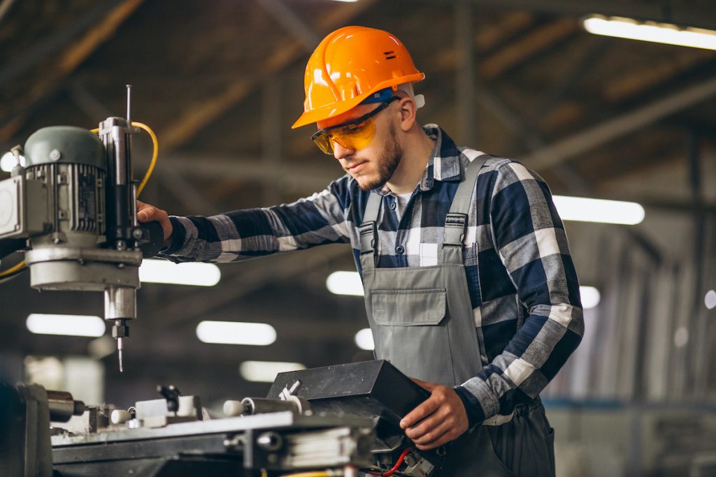 Plug and play in manufacturing and industrial plants