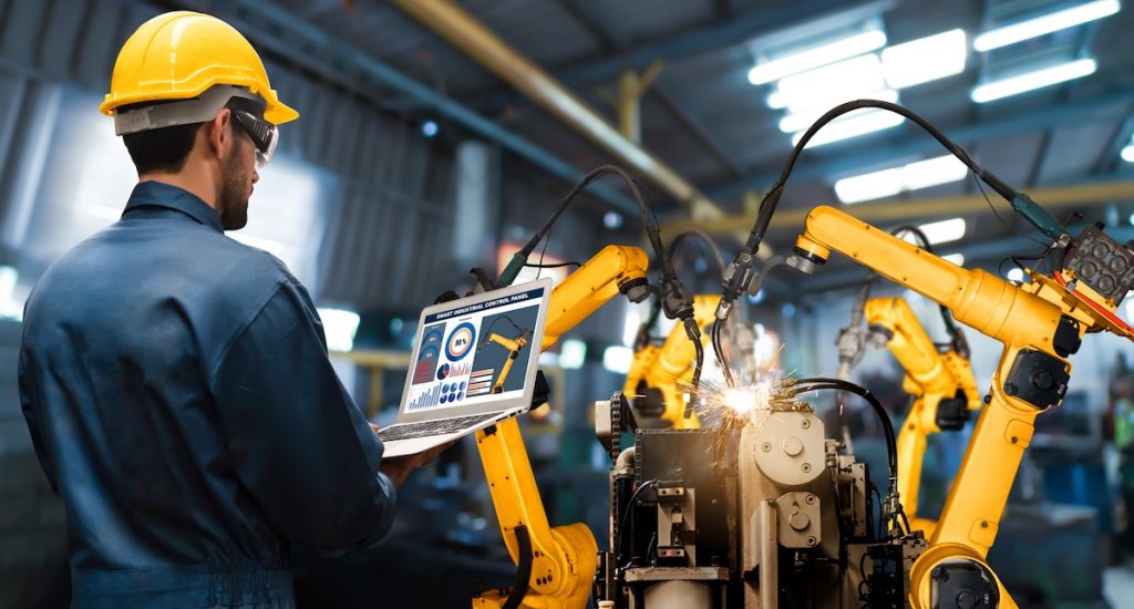 The 3 Best Use Cases of IoT in Manufacturing