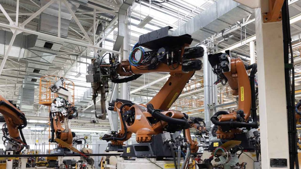 Why Circular Manufacturing Needs Automation, AI, and Modular Design to Compete